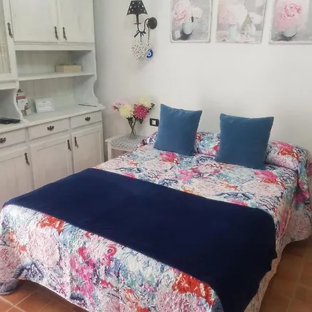 Marine On The * Икод-де-лос-Винос